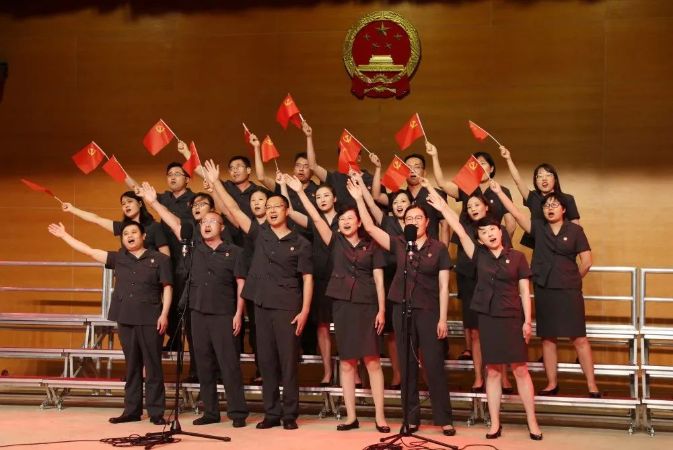 审管办、研究室：《明天会更好》